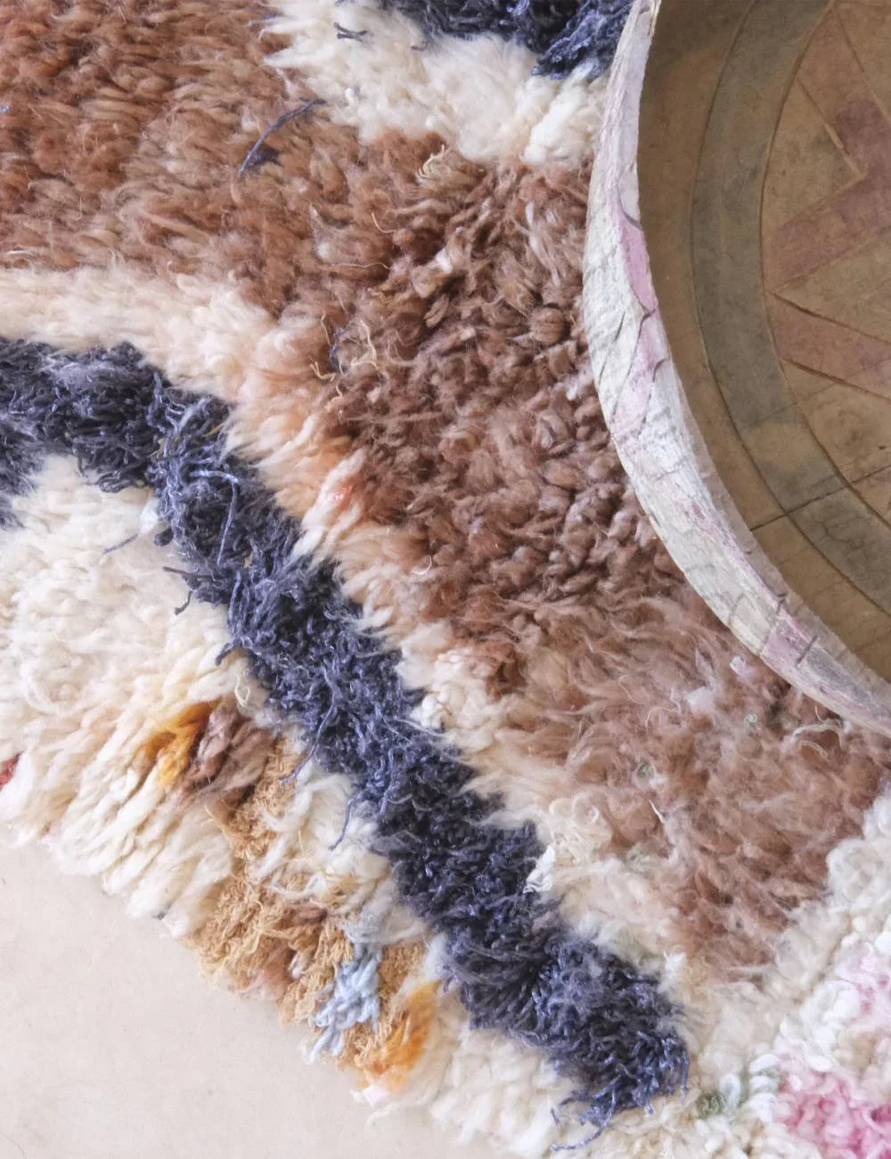 Small Hand-knotted Moroccan Wool Rug 3.8 x 2 ft / 116 x 61 cm - Surcoma