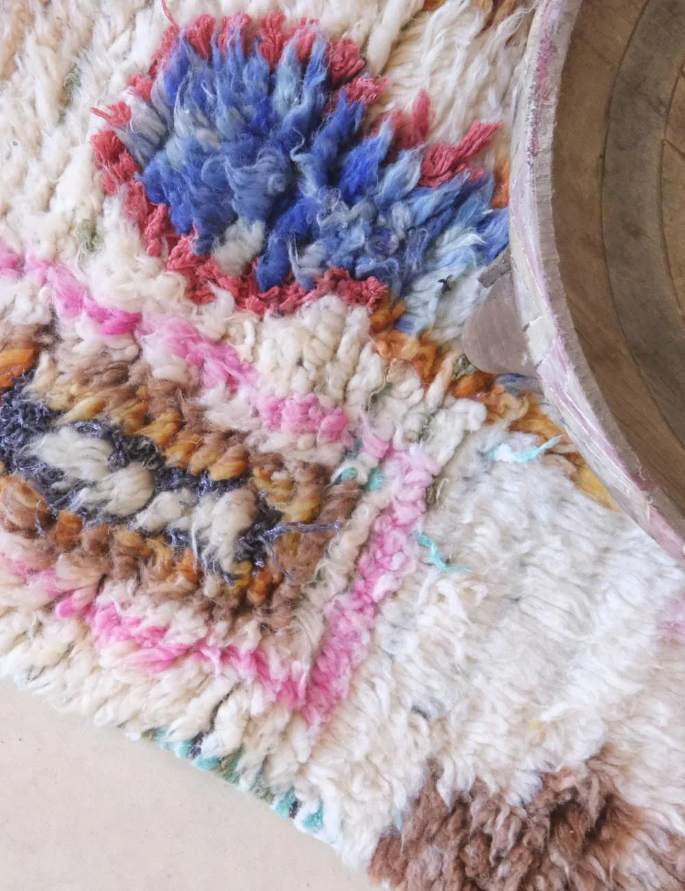 Small Moroccan Wool Rug 3.9 x 2 ft / 118 x 63 cm - Surcoma