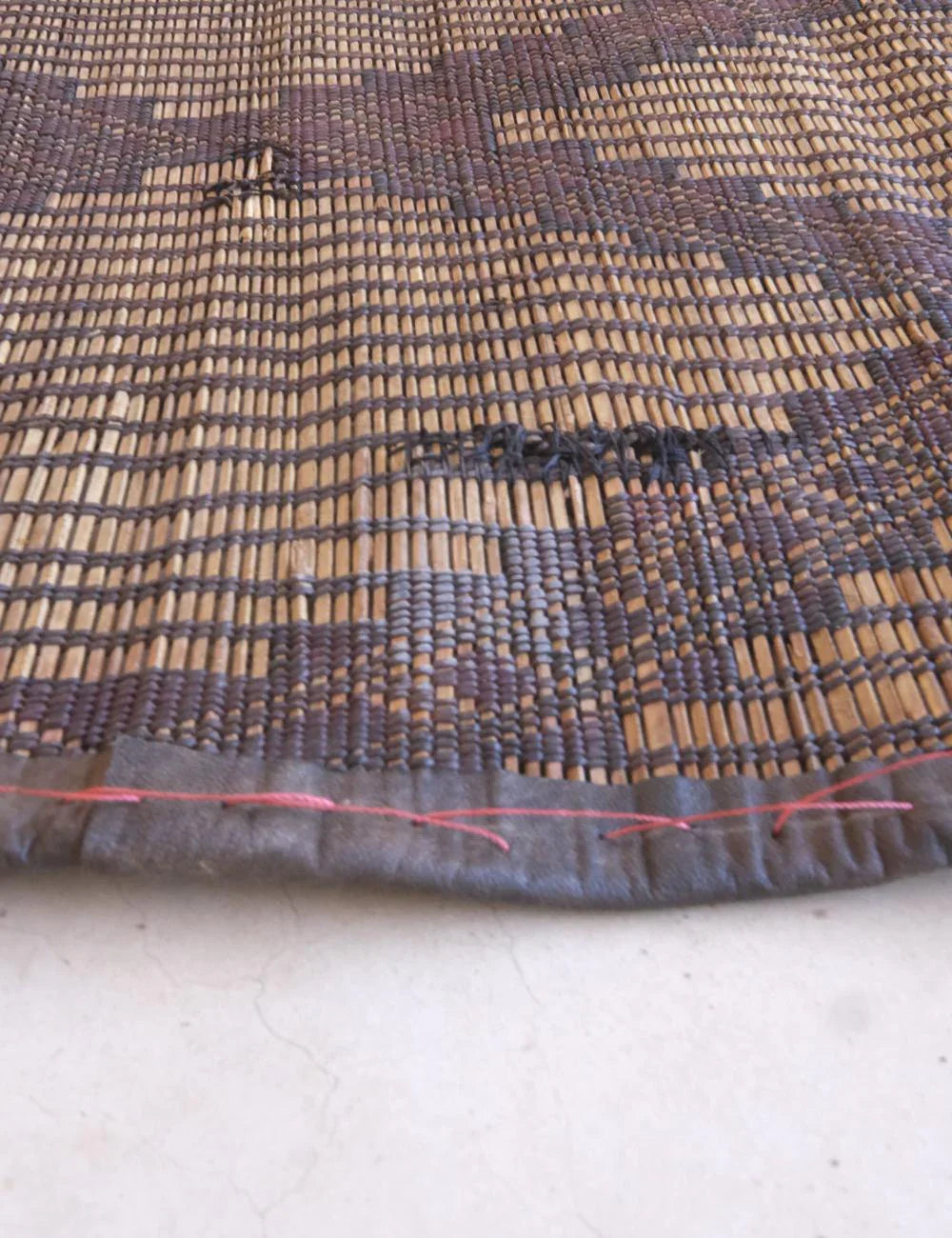 Small Vintage Tuareg Mat Rug 3.8 x 2.9 ft / 112 x 86 cm - Surcoma