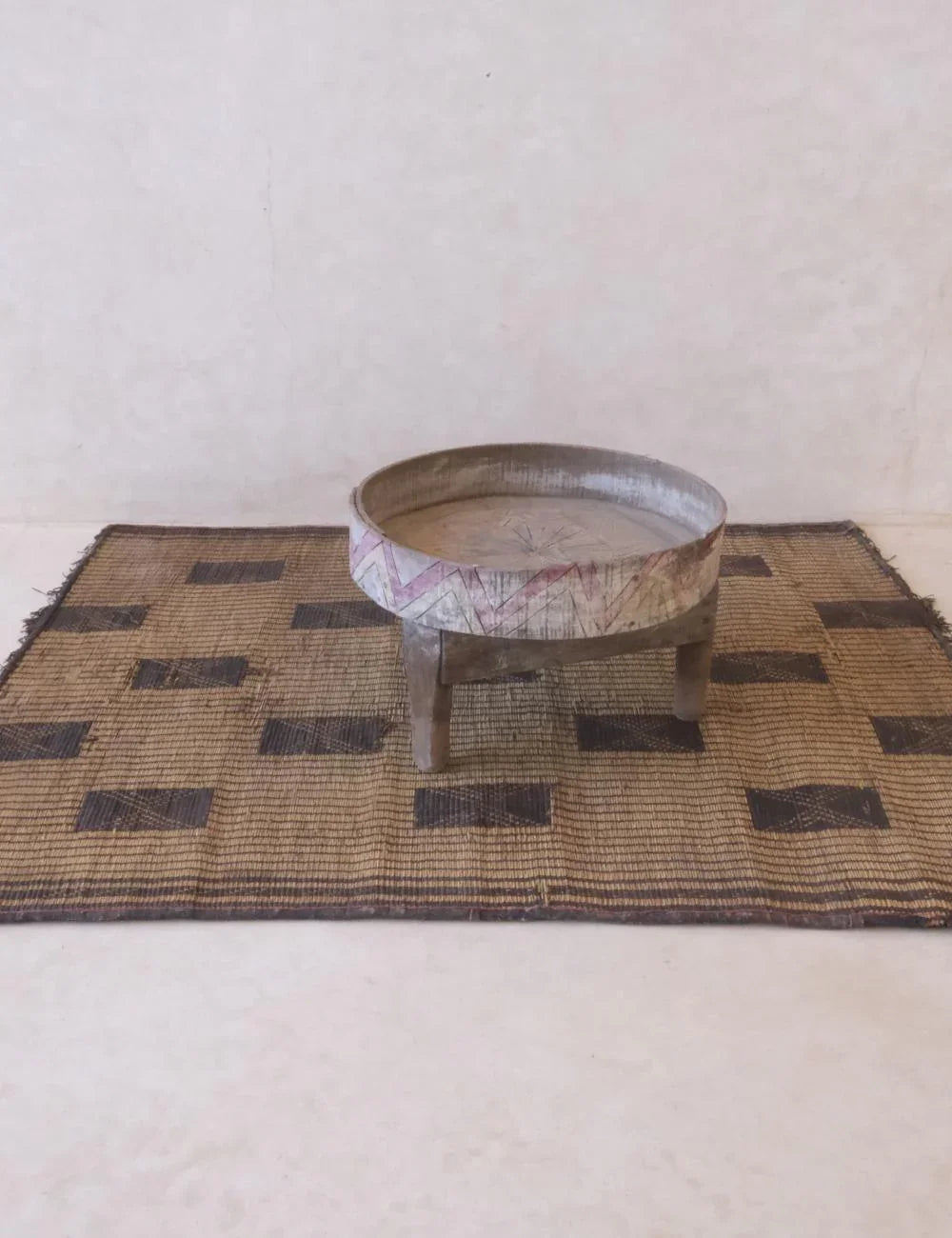 Small Tuareg Mat Rug 3.11 x 3.6 ft / 120 x 107 cm - Surcoma