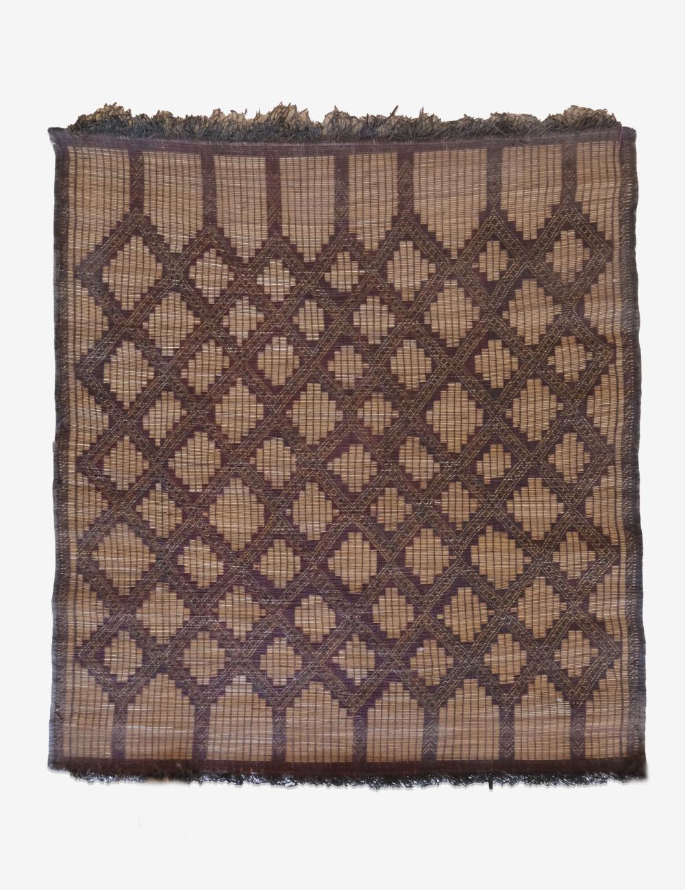 Tuareg Mat 4.4 x 3.9 ft / 119 x 136 cm - Surcoma
