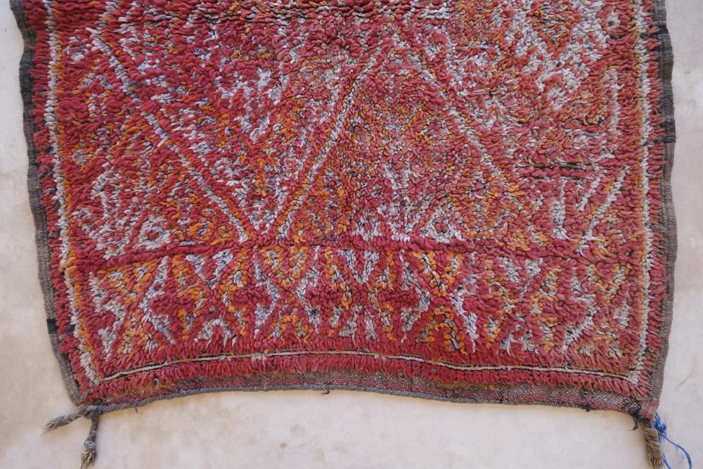 Moroccan Small Beni MGuild Red Rug 4.5 x 3.3 ft / 137 x 103 cm - Surcoma