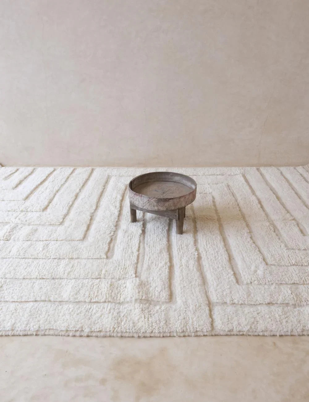 White Morocan Rug 9.5 x 6.5 ft / 291 x 198 cm - Surcoma