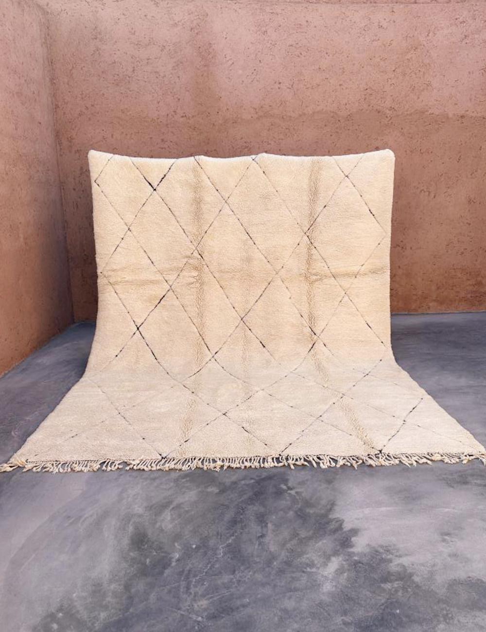 White Luxury Beni Mrirt Rug 11.4 x 8.9 ft / 346 x 272 cm