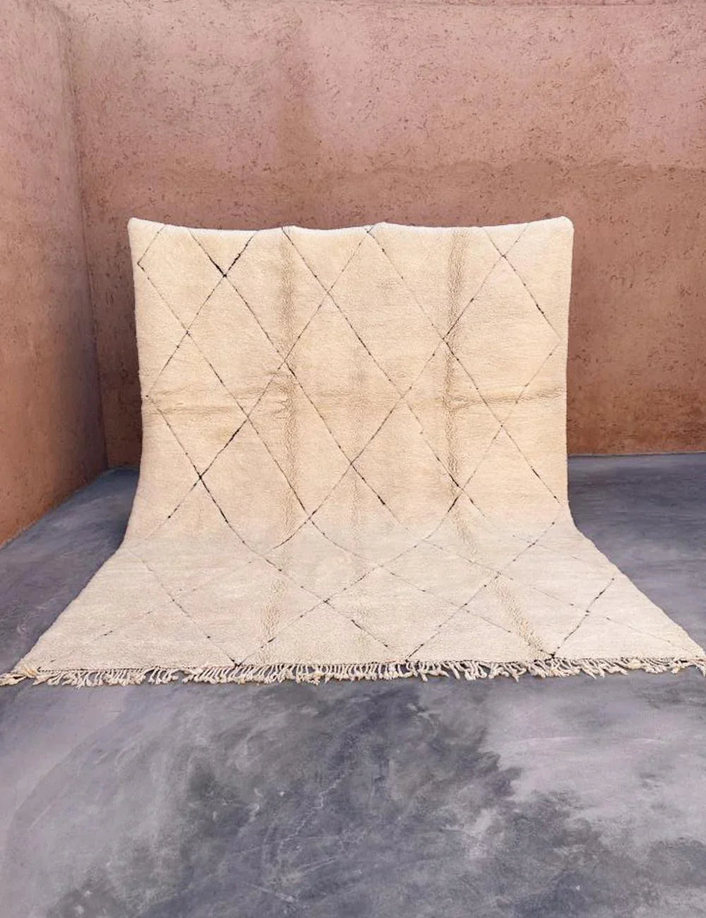 White Luxury Beni Mrirt Rug 11.4 x 8.9 ft / 346 x 272 cm - Surcoma