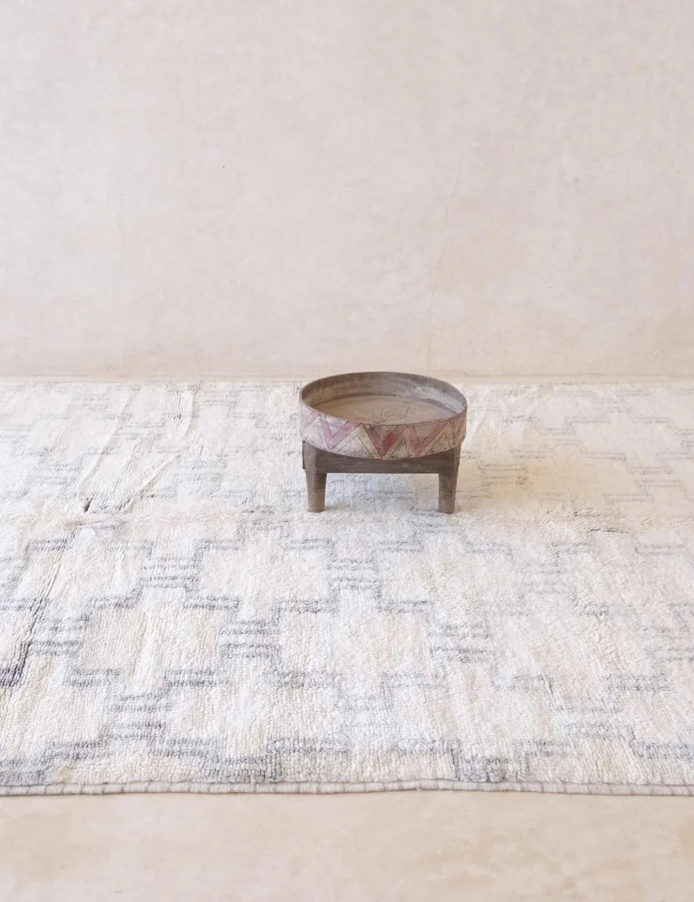 White Moroccan Mrirt Rug 10 x 6.8 ft / 304 x 209 cm - Surcoma