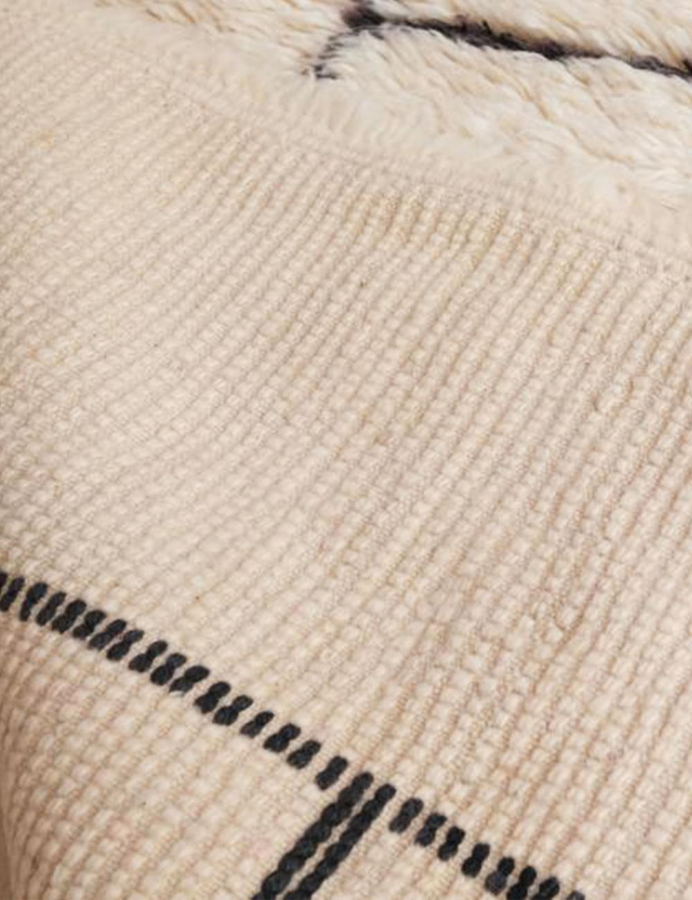 Grid Pattern Moroccan Rug 8.3 x 5.7 ft / 254 x 174 cm