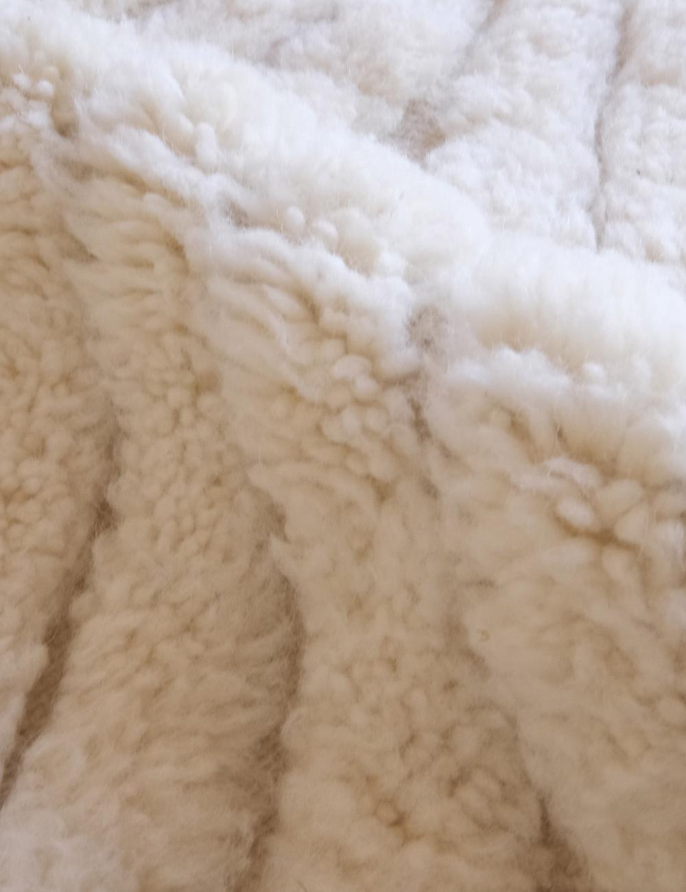 White Moroccan Runner Rug 9.5 x 2 ft / 289 x 62 cm