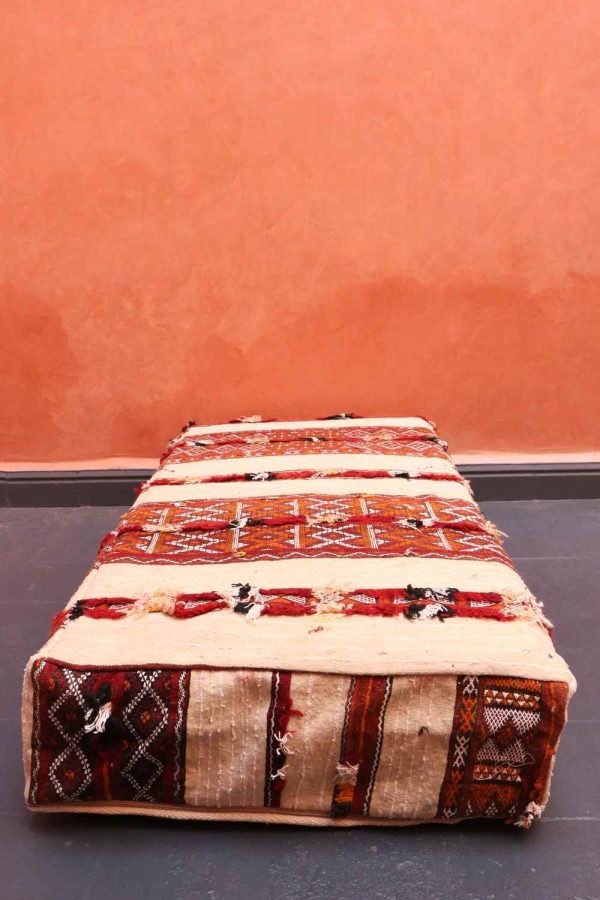 Ethnic Medium Pile Mixed Wool & Cotton Handira