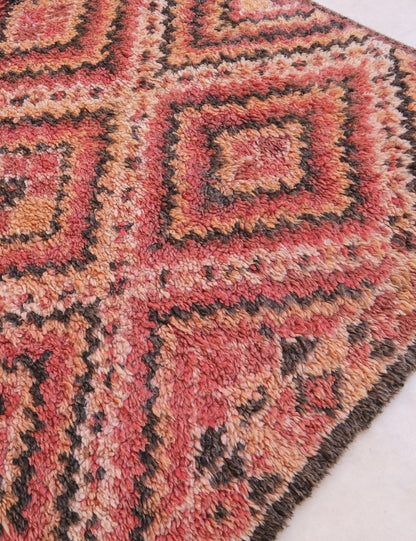 vintage Moroccan rug - Surcoma
