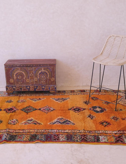 Moroccan Taznakht Wool Rug 8.3 x 4.2 ft / 252 x 129 cm - Surcoma