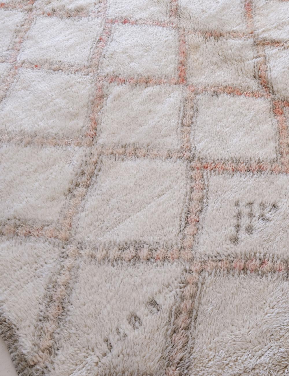 Off-White Moroccan Beni Ourain Rug 11.2 x 6.2 ft / 340 x 191 cm - Surcoma