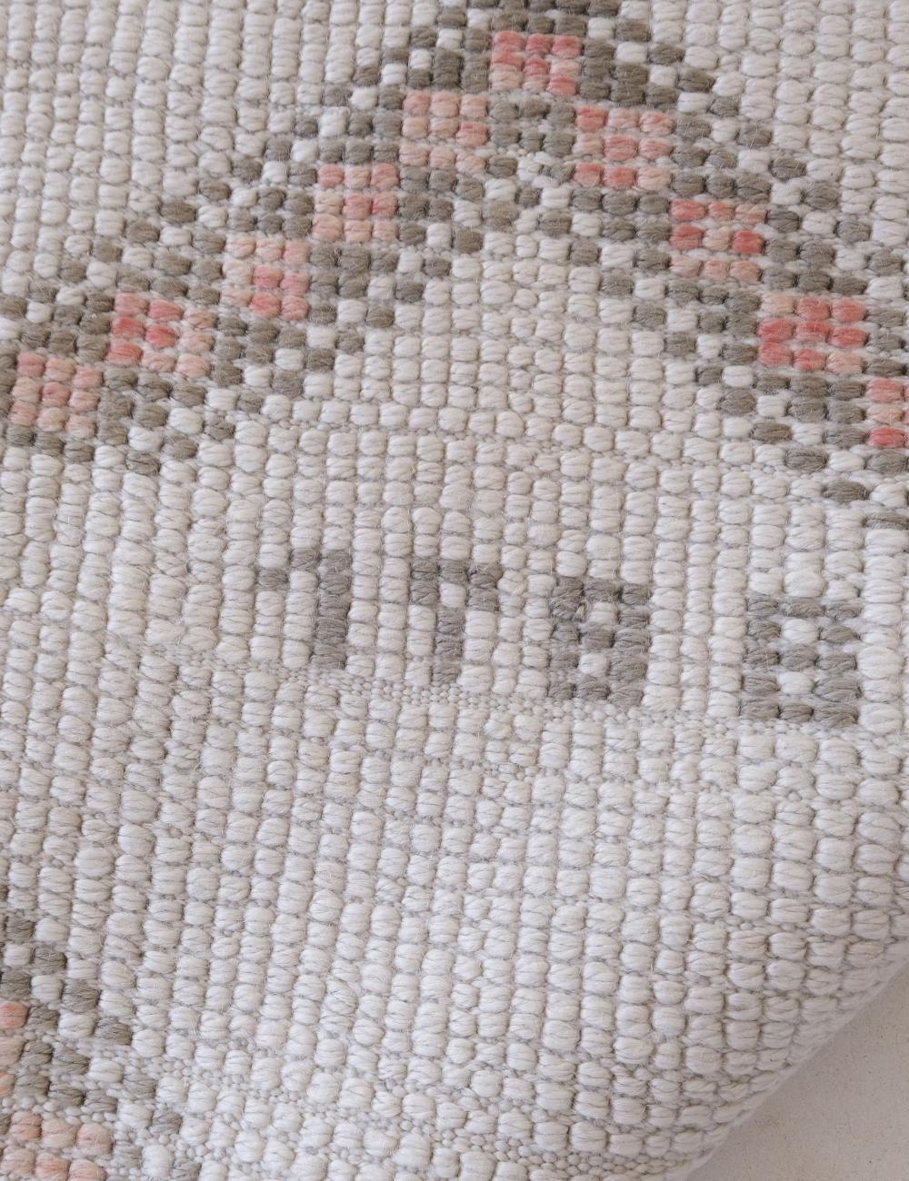 Off-White Moroccan Beni Ourain Rug 11.2 x 6.2 ft / 340 x 191 cm - Surcoma