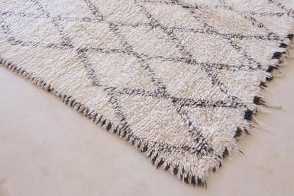 1980s Moroccan Beni Ourain Wool Rug 9.8 x 6.3 ft / 299 x 192 cm - Surcoma