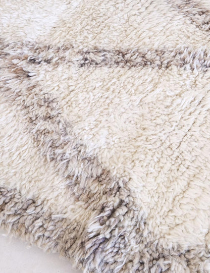 Moroccan Beni Ourain Wool Rug 14.1 x 6.6 ft / 429 x 203 cm - Surcoma