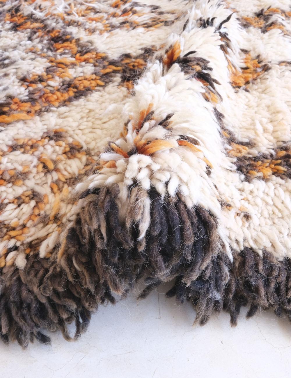 Moroccan Ivory Wool Rug 14.7 x 6.6 ft / 447 x 204 cm - Surcoma