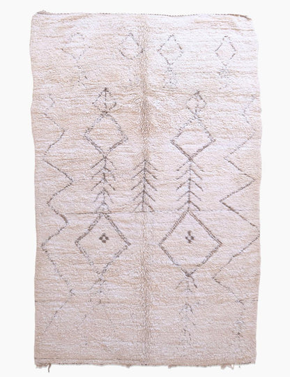 Handwoven Wool in Ivory with Berber Motif 10.5 x 6.2 ft / 320 x 189 cm - Surcoma