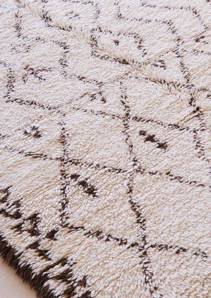Moroccan Marmoucha Wool Rug 9.8 x 6.1 ft / 300 x 187 cm - Surcoma