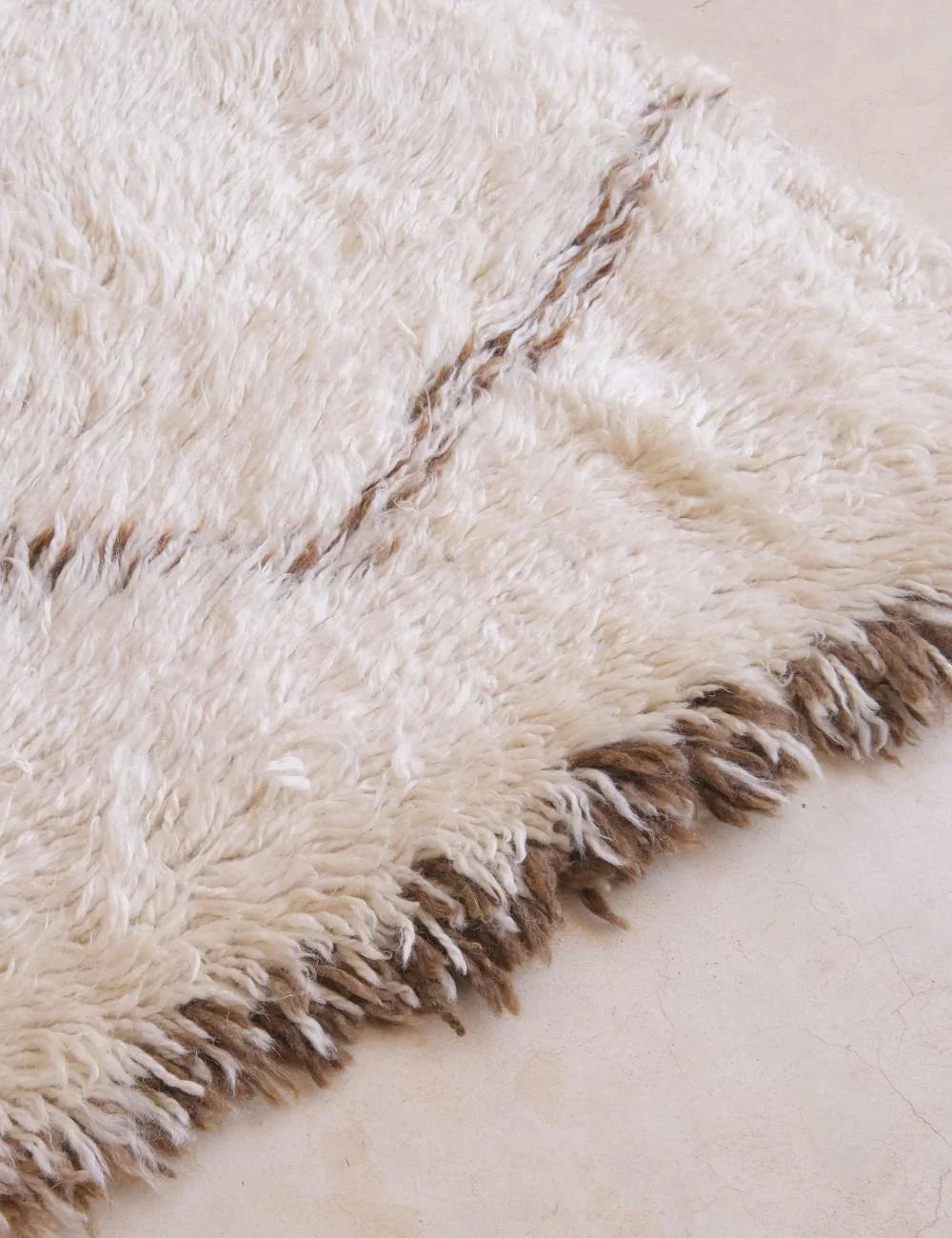 Moroccan Marmoucha Wool Rug 9.9 x 5.6 ft / 302 x 172 cm - Surcoma
