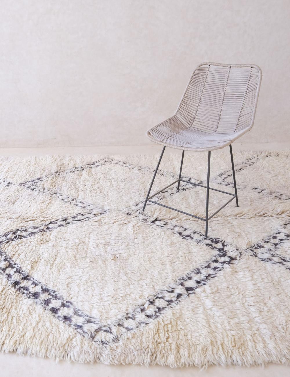 Rare 1980s Moroccan Beni Ourain Wool Rug 13.5 x 6.3 ft / 412 x 193 cm - Surcoma