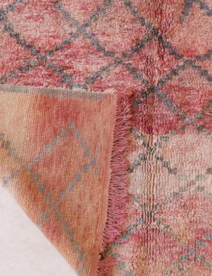 Diamond Moroccan Vintage Rug 10 x 6 ft / 304 x 183 cm