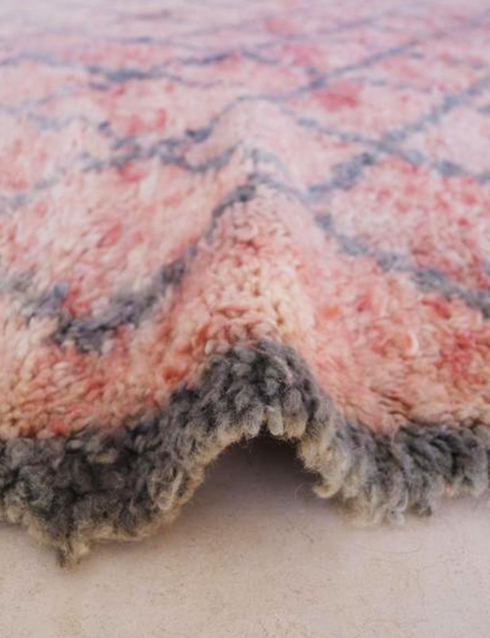 Diamond Moroccan Vintage Rug 10 x 6 ft / 304 x 183 cm