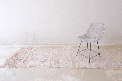 Moroccan Soft Pink Runner Wool Rug 9.7 x 2.9 ft / 297 x 90 cm - Surcoma