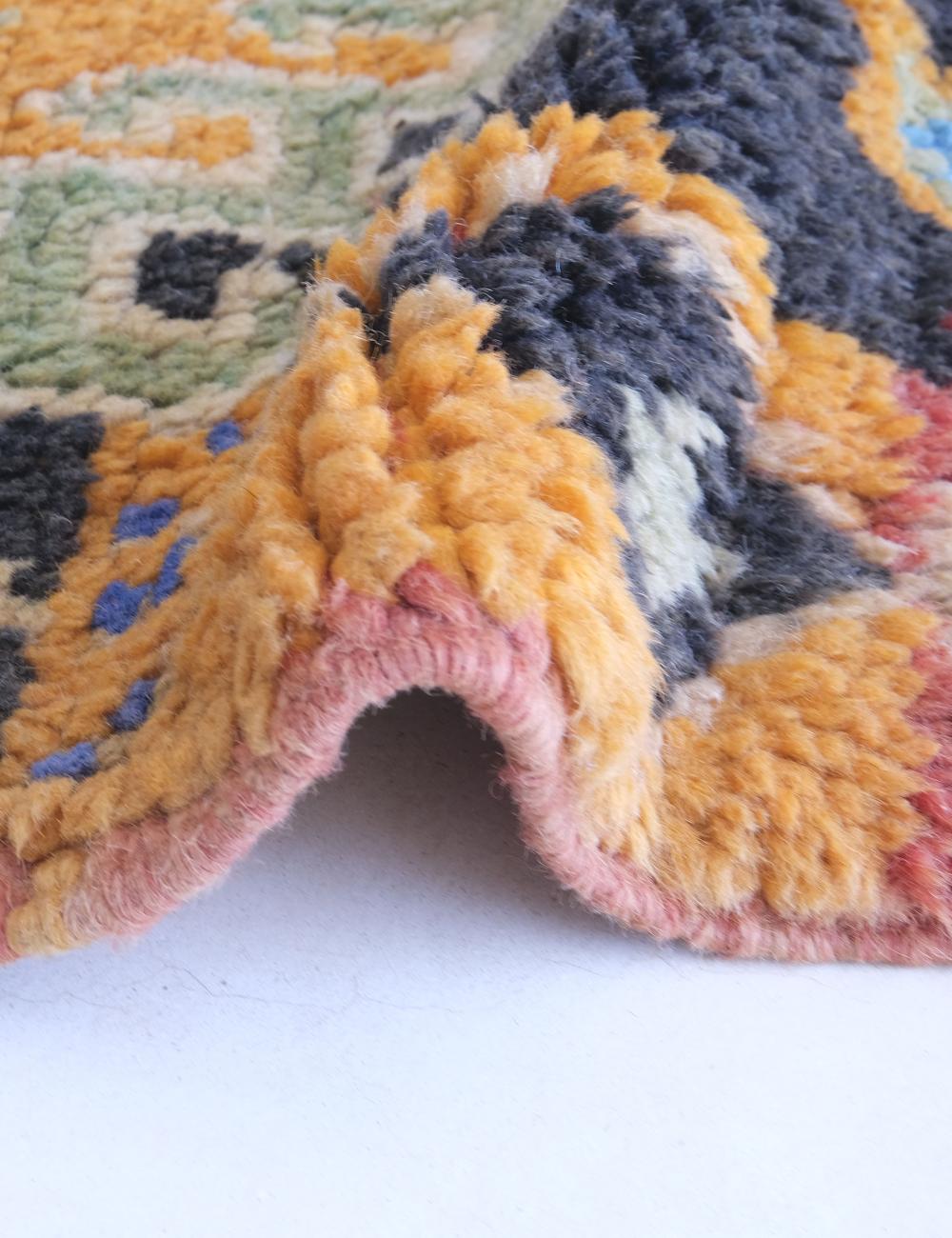Handwoven Vintage Moroccan Rug 7.9 x 3.2 ft / 240 x 99 cm - Surcoma