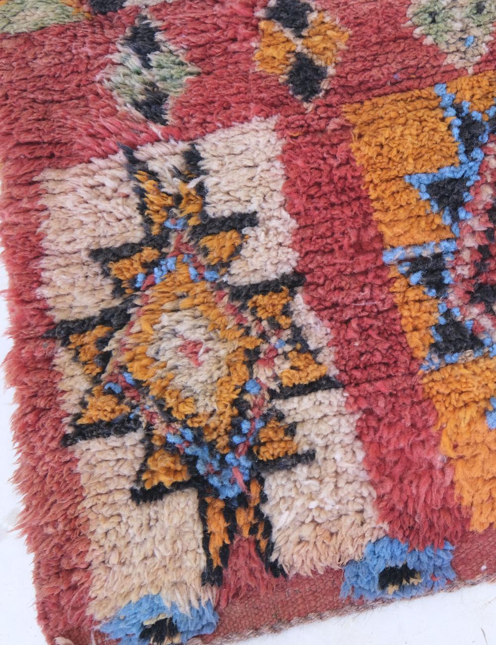 Handwoven Vintage Moroccan Rug 7.9 x 3.2 ft / 240 x 99 cm - Surcoma