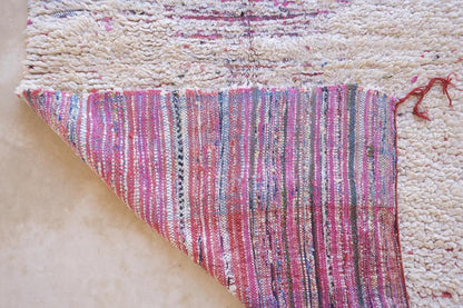 1990s Moroccan Beni Ourain Rug 6.4 x 3.7 ft / 194 x 115 cm - Surcoma