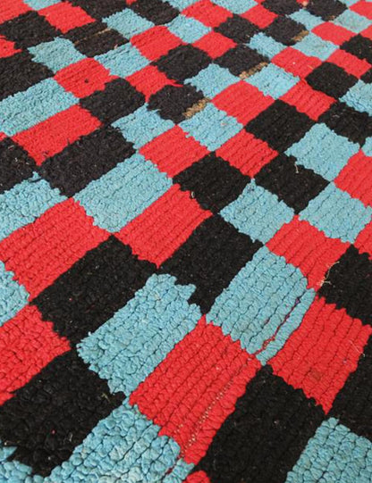 Checkered Moroccan Rug 7.4 x 4.8 ft / 225 x 148 cm