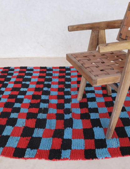 Checkered Moroccan Rug 7.4 x 4.8 ft / 225 x 148 cm