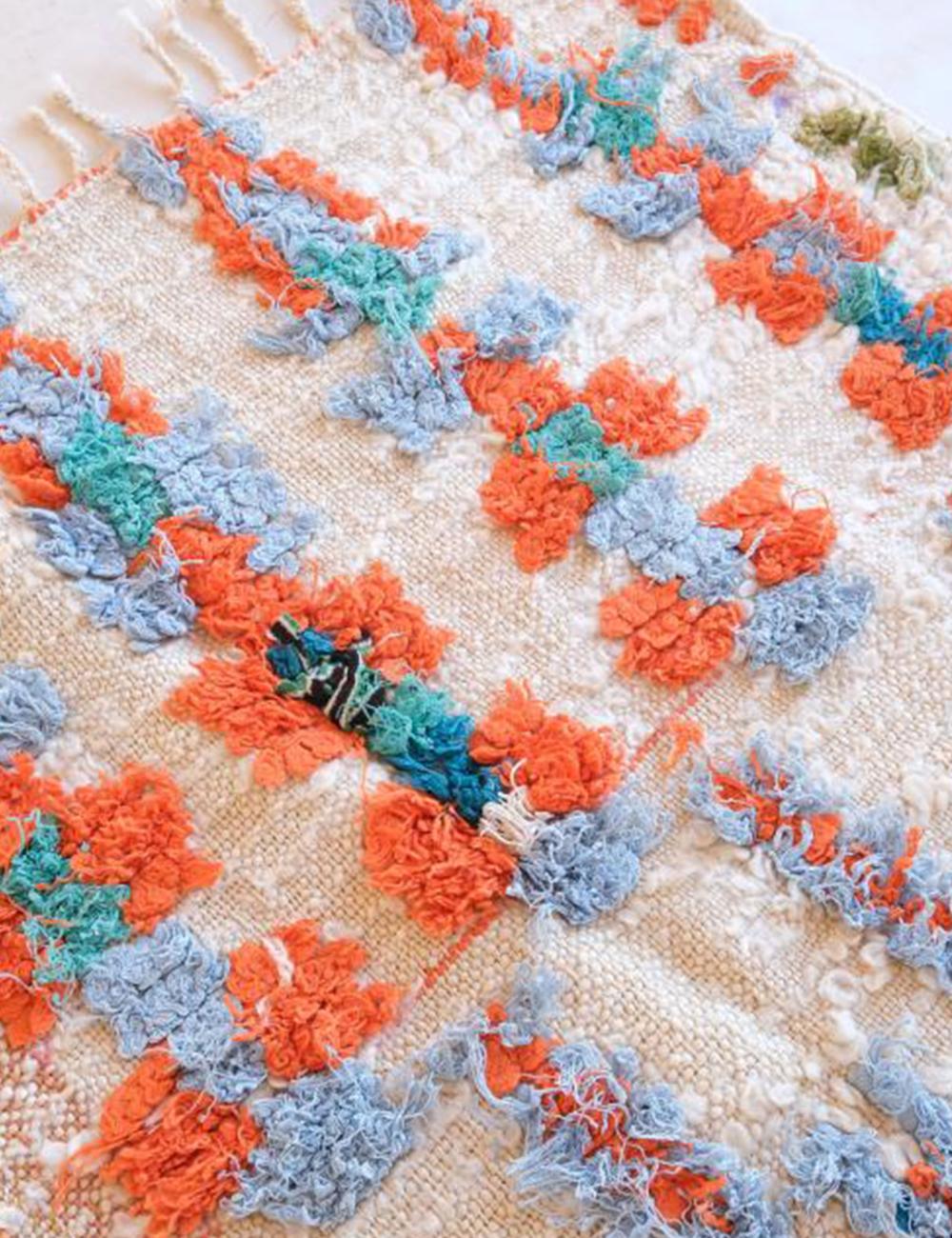 Handwoven Berber Loop Rug 7.6 x 3.1 ft / 232 x 95 cm