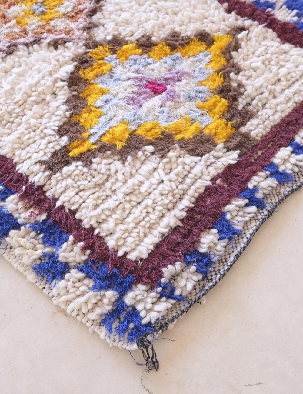 Colorful Moroccan Wool Runner Rug 10.2 x 2.6 ft / 311 x 82 cm - Surcoma