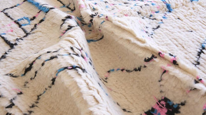 Moroccan Azilal Wool Rug 9.5 x 6.3 ft / 291 x 193 cm - Surcoma