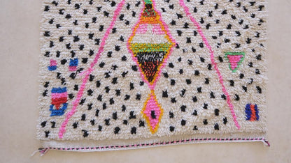 Moroccan Azilal Neon Wool Rug 7.3 x 4 ft / 222 x 124 cm - Surcoma