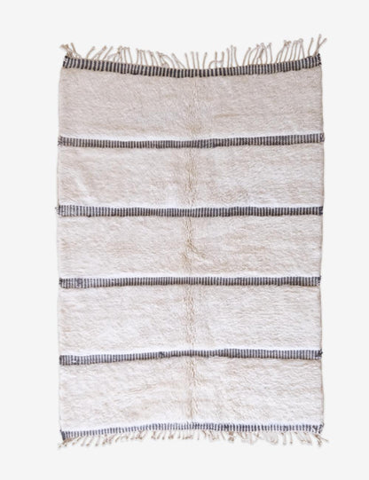 Moroccan Beni MRirt Wool Rug 7.3 x 5 ft / 223 x 154 cm - Surcoma