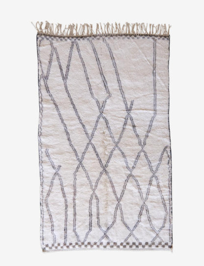 Moroccan Beni MRirt Wool Rug 8.5 x 4.9 ft / 260 x 152 cm - Surcoma