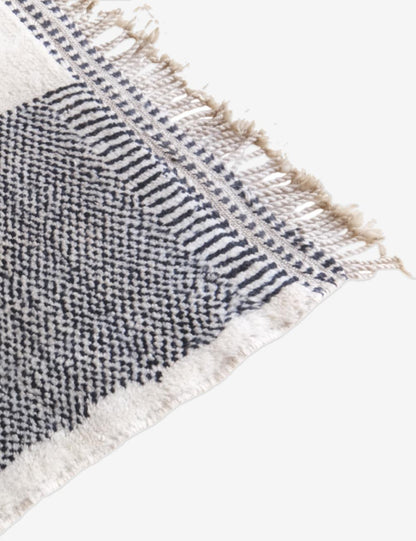 Custom Beni Mrirt Wool Rug - Surcoma