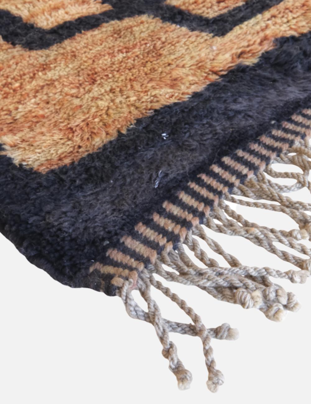 High-Quality Handwoven Berber Wool Rug 10.4 x 7.1 ft / 316 x 218 cm