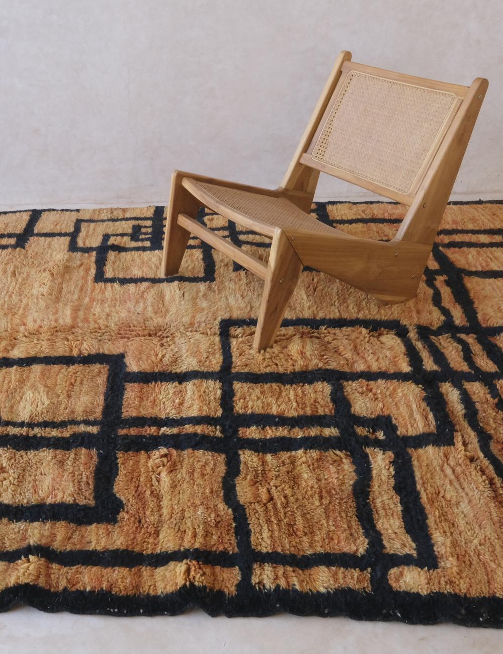 High-Quality Handwoven Berber Wool Rug 10.4 x 7.1 ft / 316 x 218 cm