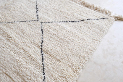 Beni Ourain Rug 10 x 6 ft / 305 x 185 cm - Surcoma