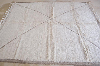 Beni Ourain Rug 9.8 x 7.3 ft / 299 x 224 cm - Surcoma