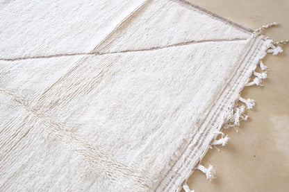 Beni Ourain Rug 9.8 x 7.3 ft / 299 x 224 cm - Surcoma