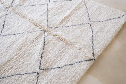 Beni Ourain Rug 10 x 6 ft / 305 x 185 cm - Surcoma