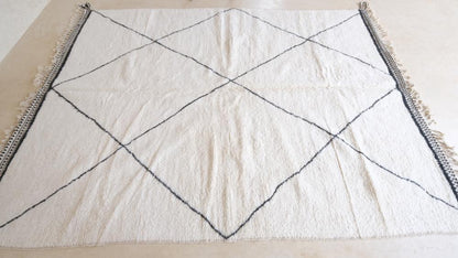 Beni Ourain Rug 11.4 x 8.2 ft / 348 x 251 cm - Surcoma