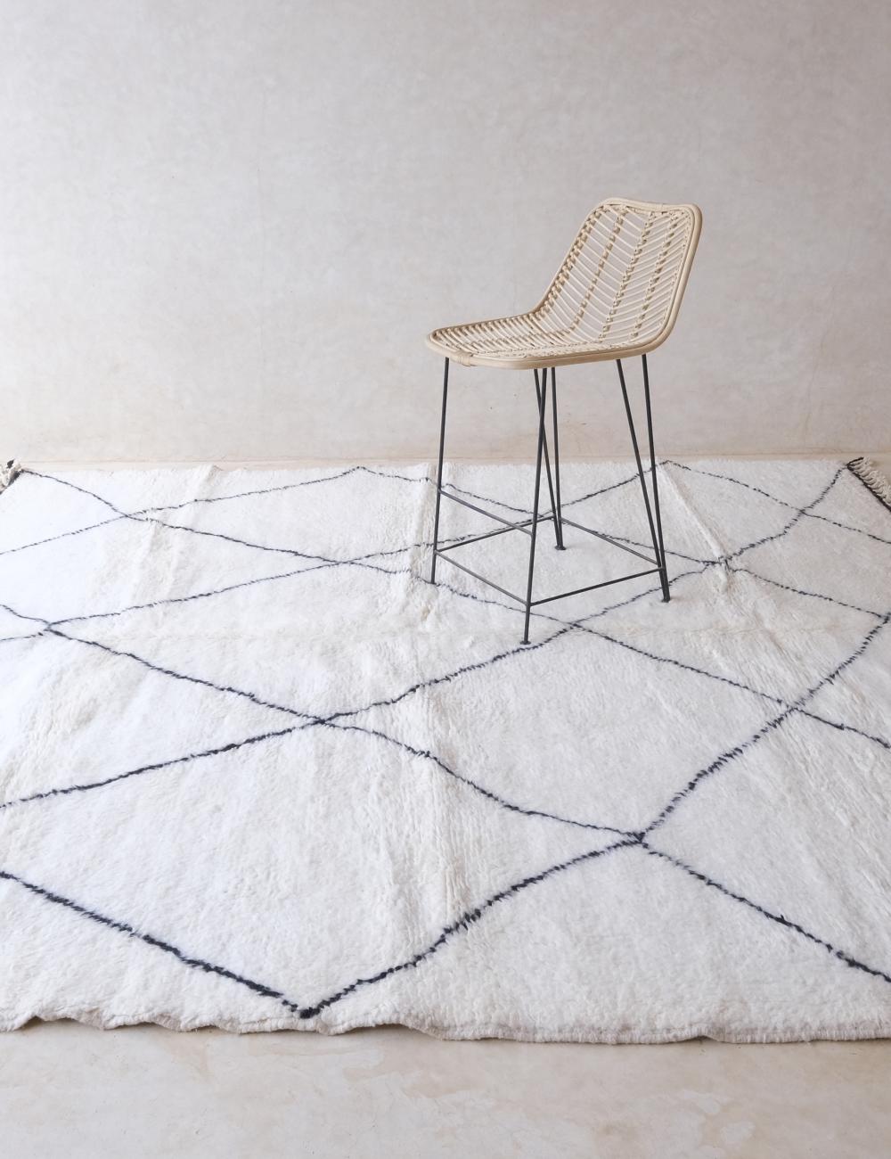 Moroccan Beni Ourain Rug 9.1 x 8.27 ft / 277 x 252 cm