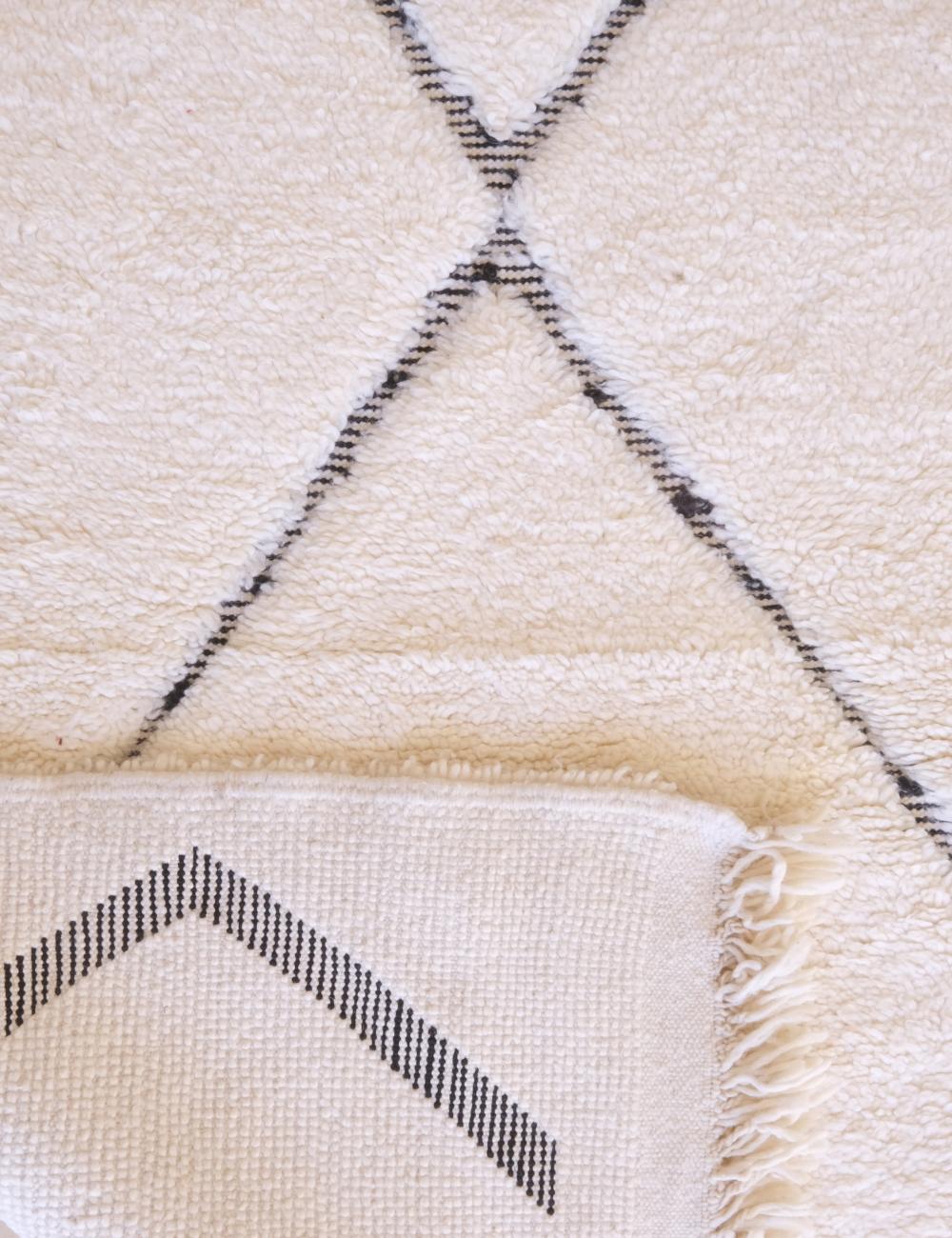 Custom White Minimalist Moroccan Rug - Beni Ourain 09