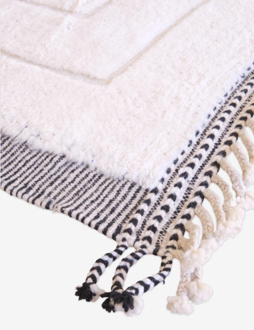 Custom White Geometric Moroccan Rug - Beni Ourain 10