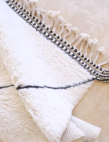 Custom White Beni Ourain Rug - Beni Ourain 08